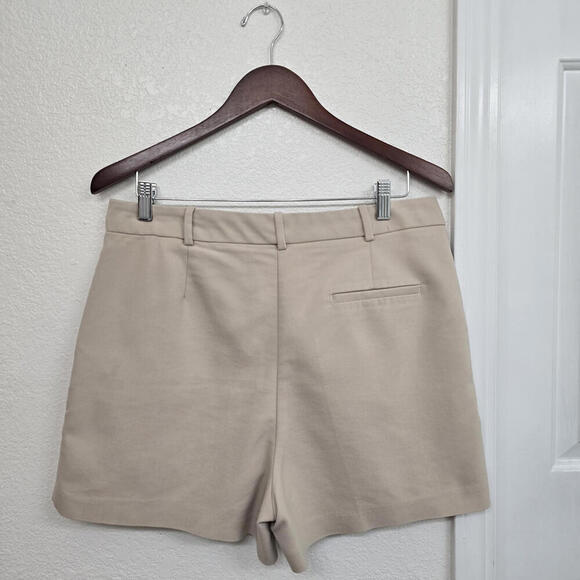 Zara Women's Beige Wide-Leg High Waist Short Pants Classic Preppy Size US XL - Picture 2 of 9